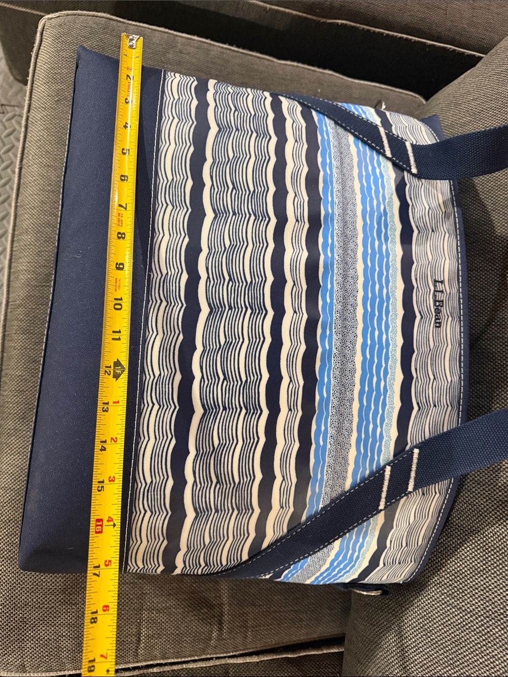 NWOT L.L. Bean Navy Blue Striped Insulated Cooler Bag - Picture 6 of 9